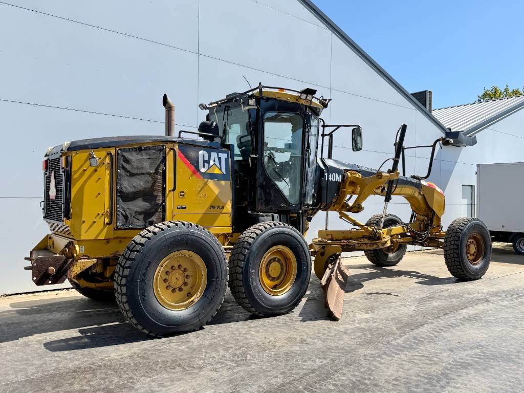 CAT 140M VHP Plus - Joysticks Controls / Top Condition