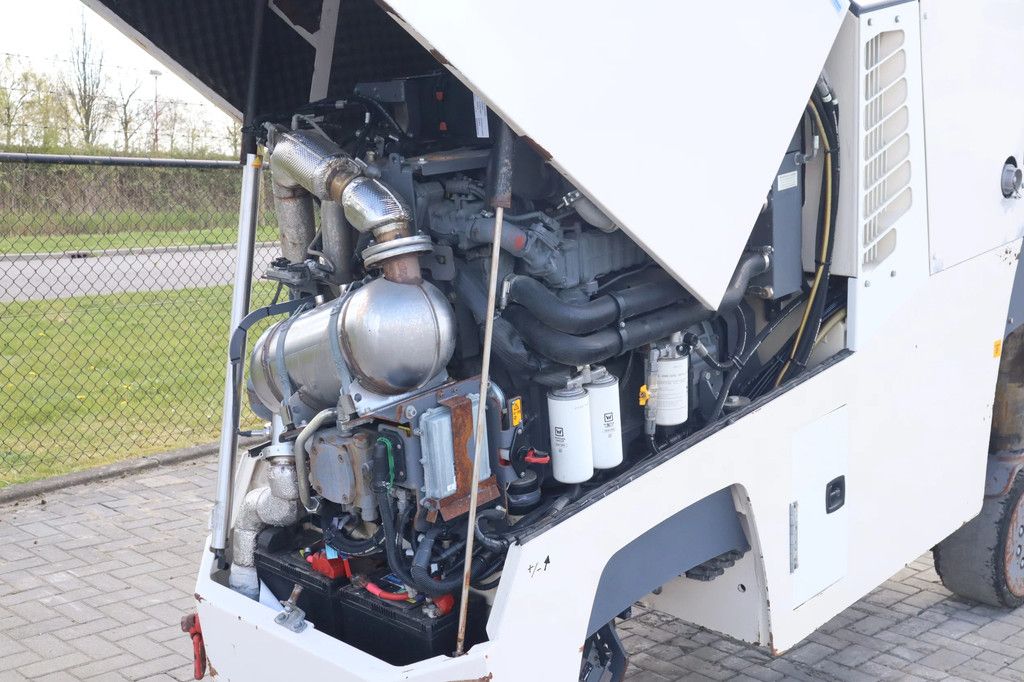 Wirtgen W60Ri | WATER SYSTEM | LOW HOURS