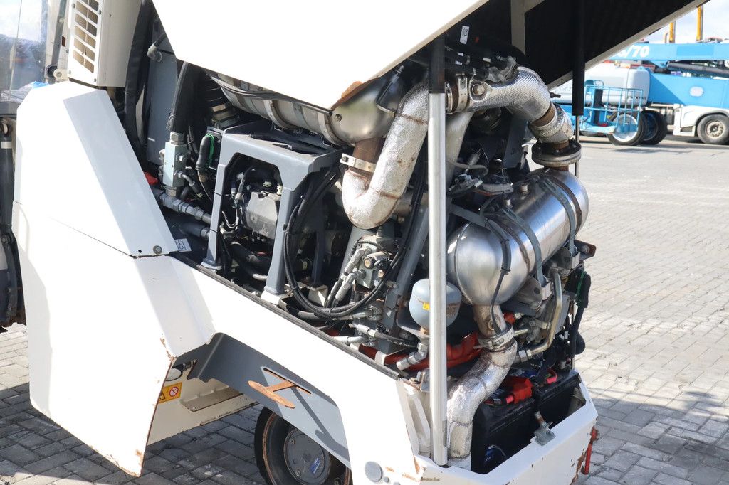 Wirtgen W60Ri | WATER SYSTEM | LOW HOURS