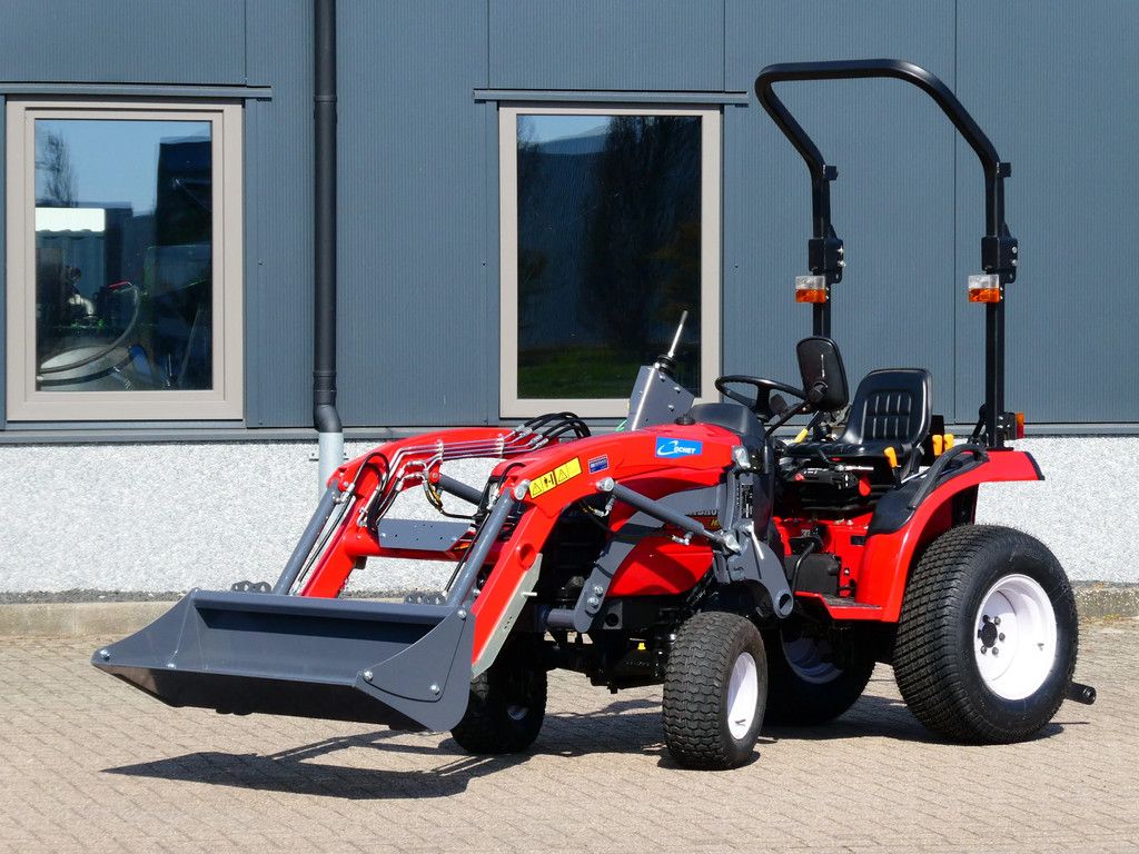 Shibaura ST318 4wd HST / 1373 Draaiuren / Voorlader