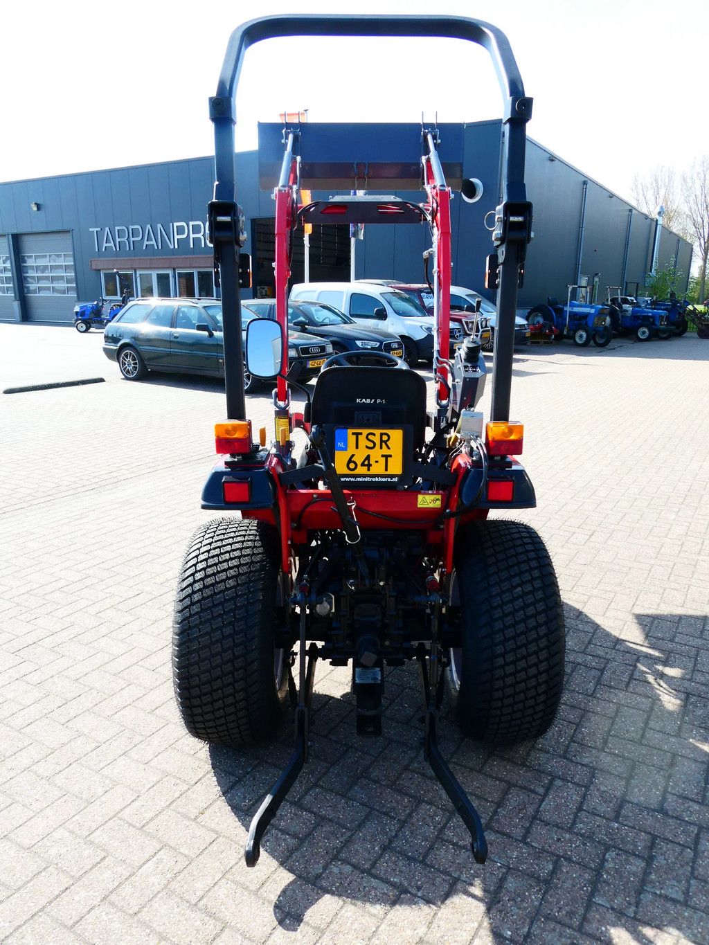 Shibaura ST318 4wd HST / 1373 Draaiuren / Voorlader