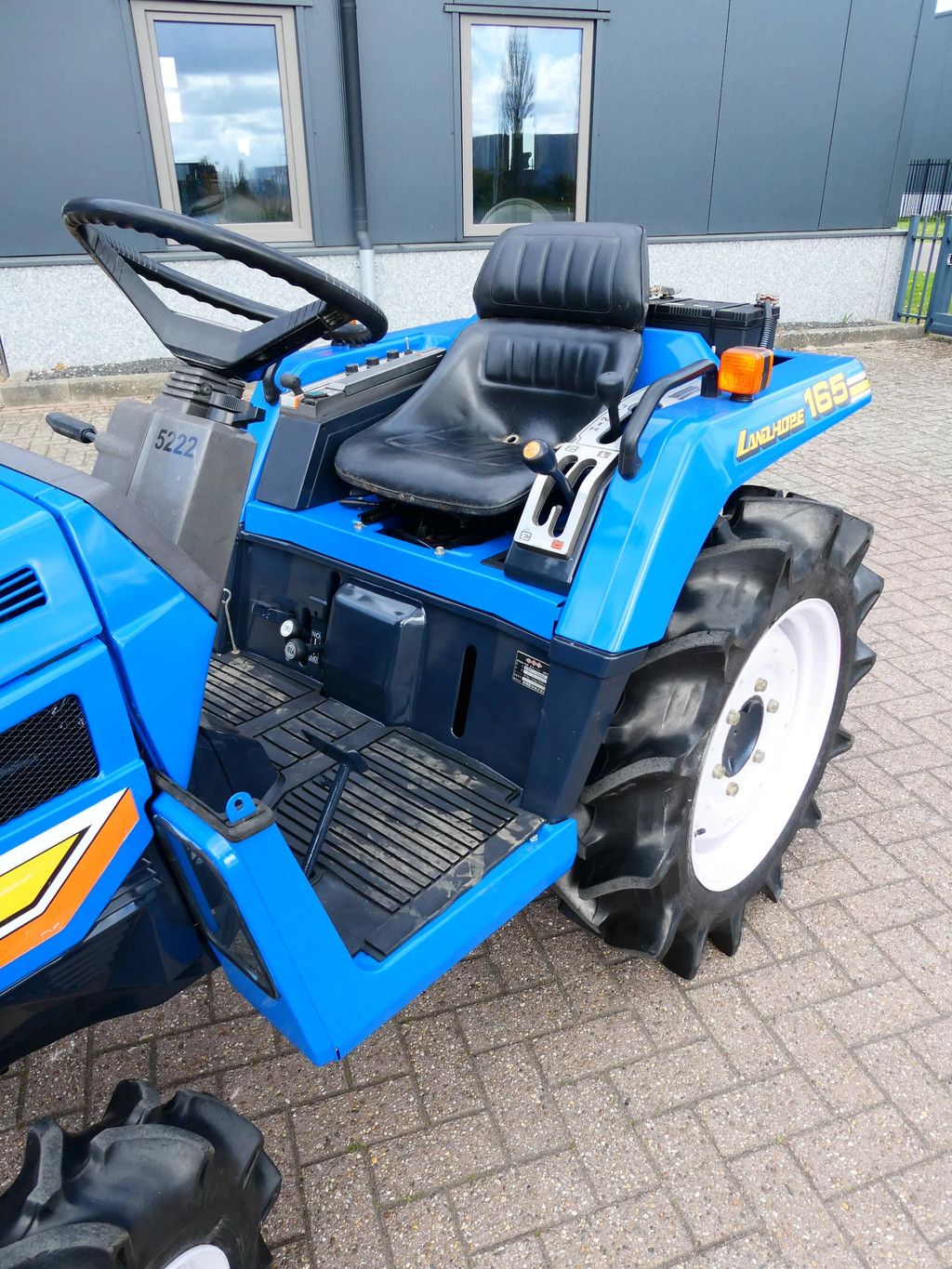 Iseki Landhope TU165 4wd / 0571 Draaiuren / Tussenmaatje