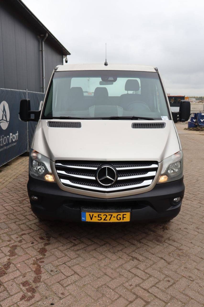 Tow truck Mercedes-Benz Sprinter Diesel 191hp 2017