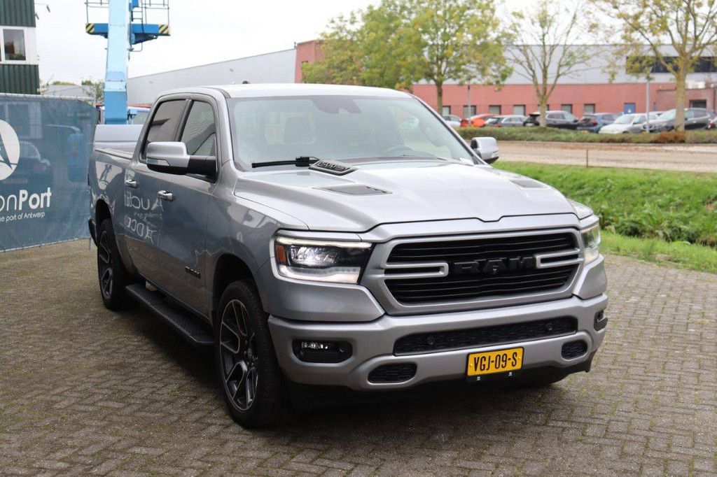 Dodge RAM 1500 Petrol 402hp 2020