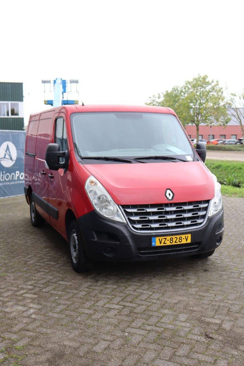 Renault MASTER Diesel Van 101 PS 2012