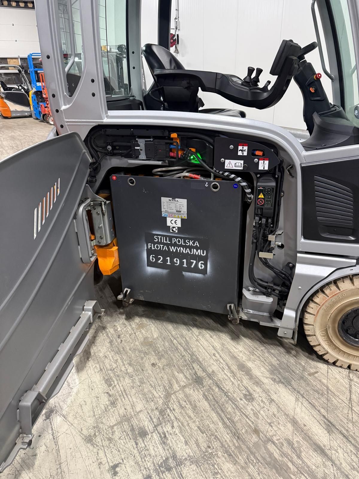 Heftruck Still RX 60-25 2020 4400 uur triplo 4890 met Side shift