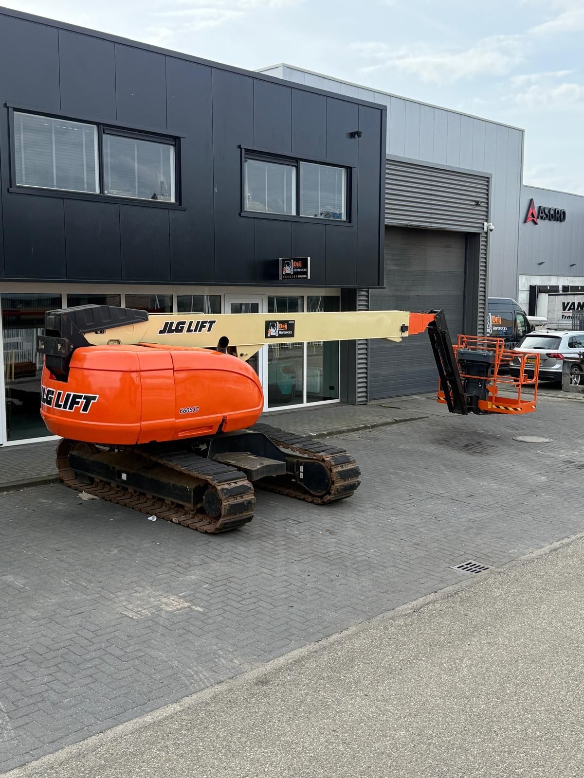 Rups Hoogewerker JLG Type 66OSJS, BJ 2015, DU 3501.