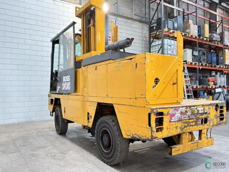 Side loaders Diesel Boss 556-MK5 1997 Outdoor tires