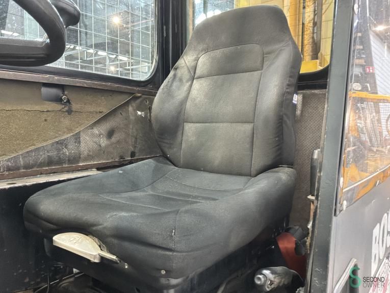 Side loaders Diesel Boss 556-MK5 1997 Outdoor tires