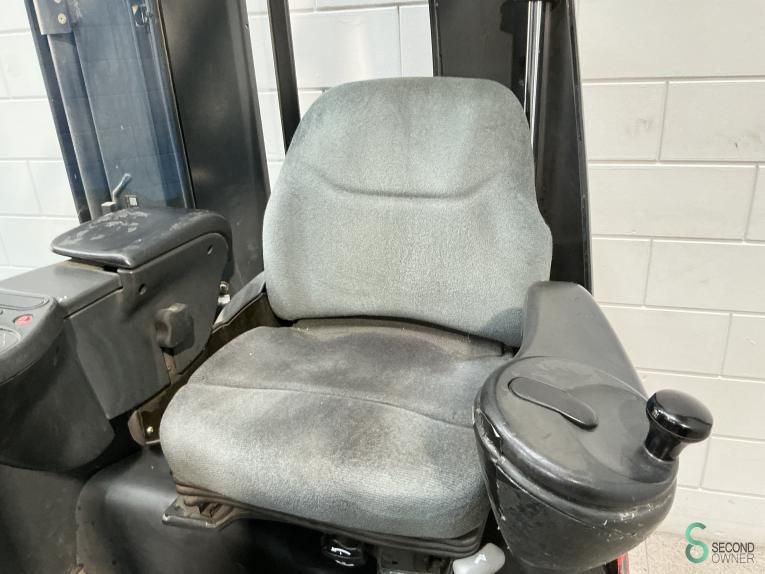 Reachtrucks Electric Linde R14X-03 2016