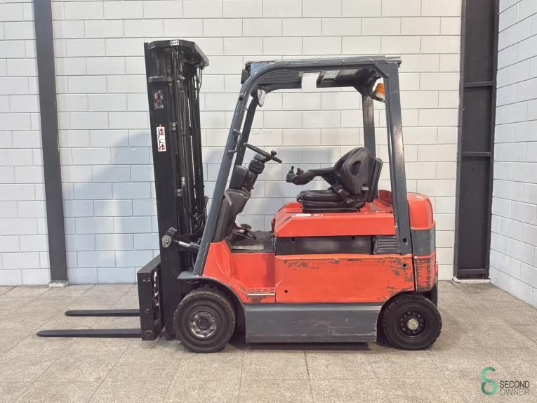 Forklifts Electric Toyota 7 FBMF 20 2006 Triplex