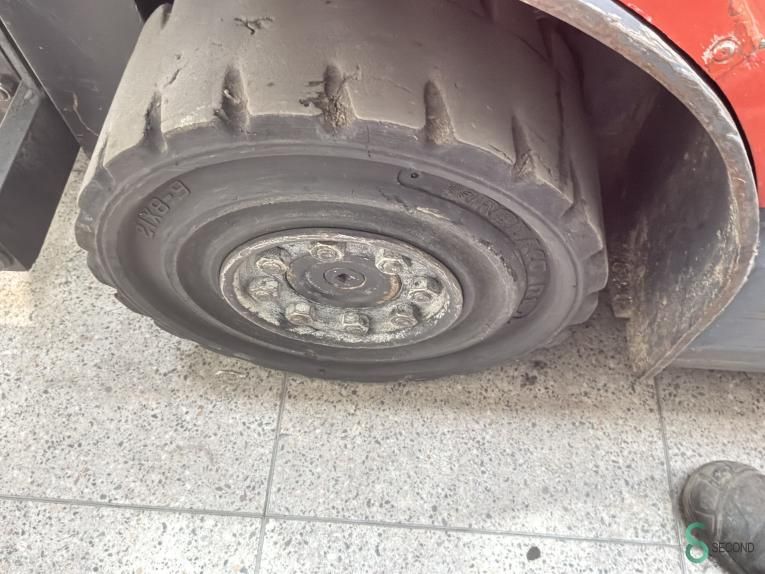 Forklifts Electric Toyota 7 FBMF 20 2006 Triplex