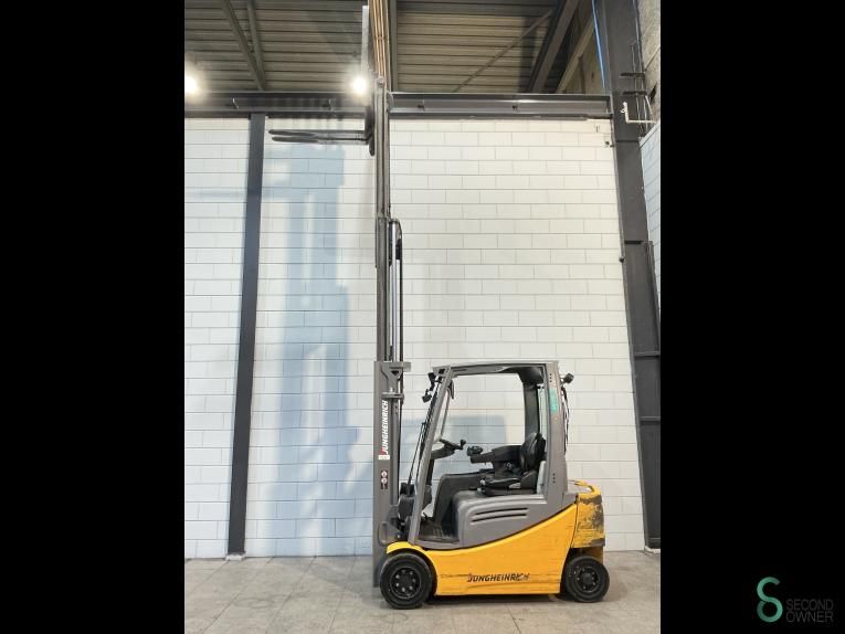 Forklifts Electric Jungheinrich EFG 320 2019
