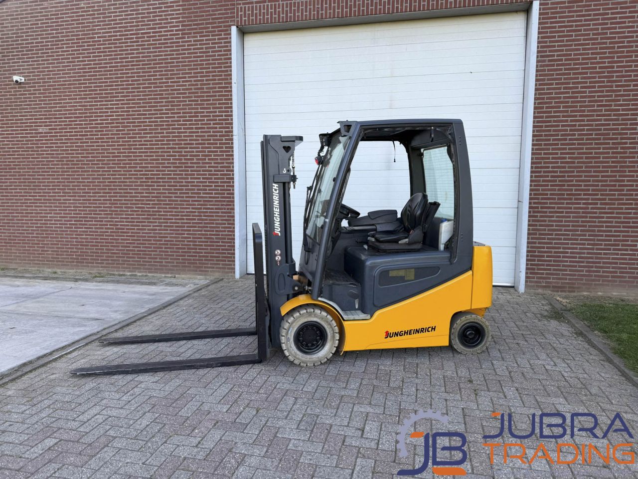 Jungheinrich EFG425 Electric Forklift | 2014 | 3615H | 2.5T |