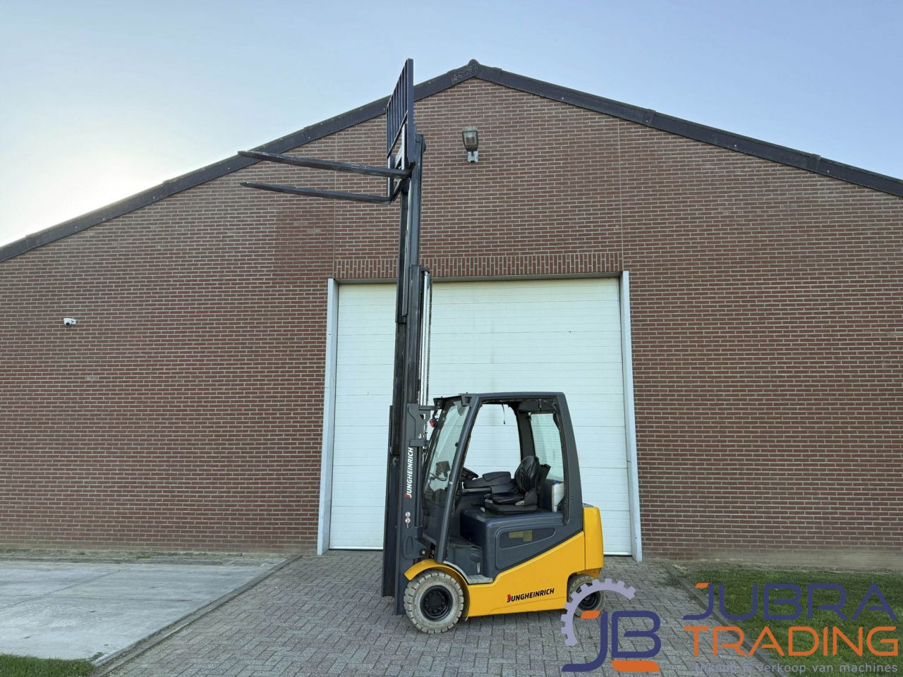Jungheinrich EFG425 Electric Forklift | 2014 | 3615H | 2.5T |