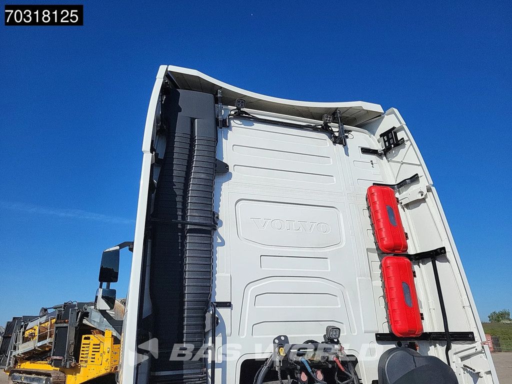 Volvo FH 500 6X2 XL ADR Retarder 2xTanks ACC