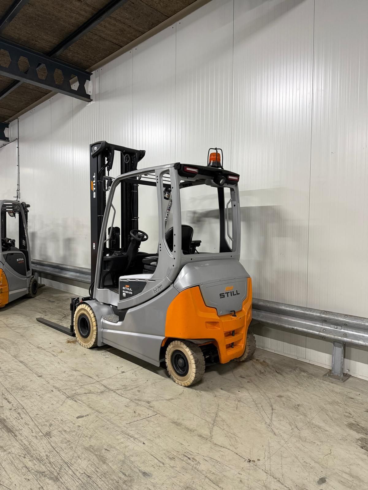 Still RX 60-25 BJ 2022 DU 335.