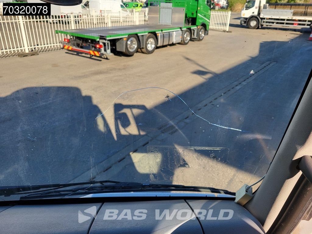 Renault D 320 4X2 Carrier Supra 1250 Mt FRC Chereau aufbau 1500kg Ladebordwand Euro 6