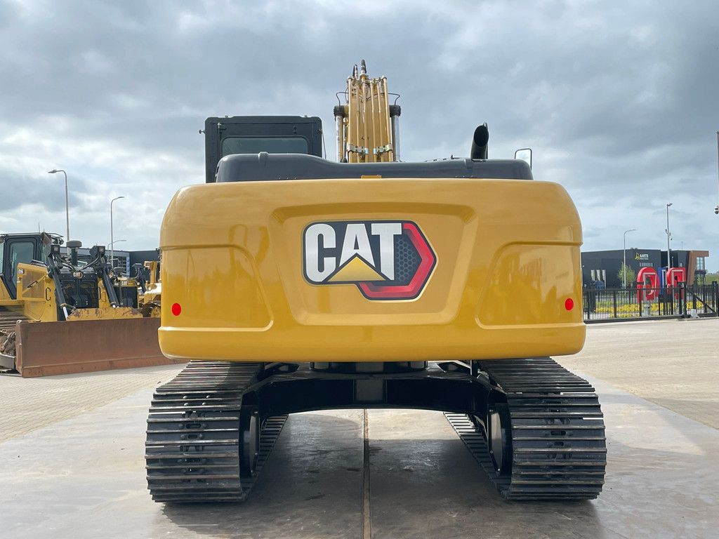 Caterpillar 323D3