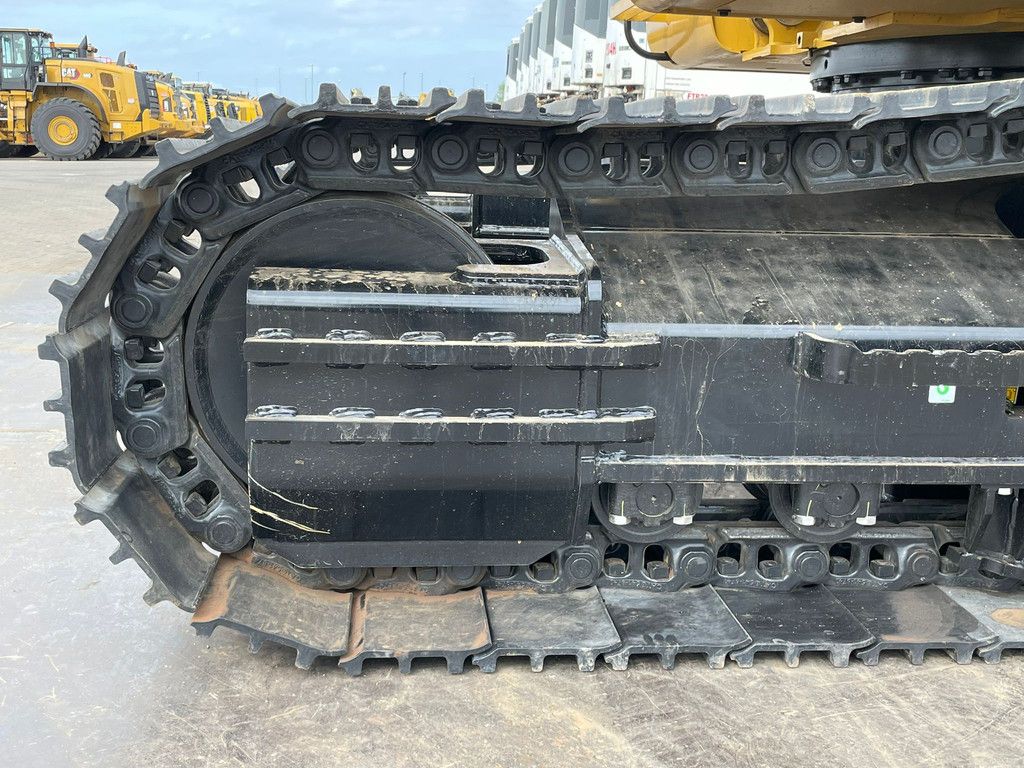 Caterpillar 323D3