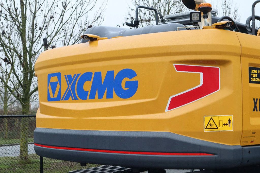 XCMG XE260E | ROTOTILT R8 | CE | CUMMINS STAGE V | WARRANTY