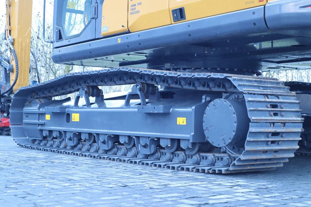 XCMG XE260E | ROTOTILT R8 | CE | CUMMINS STAGE V | WARRANTY