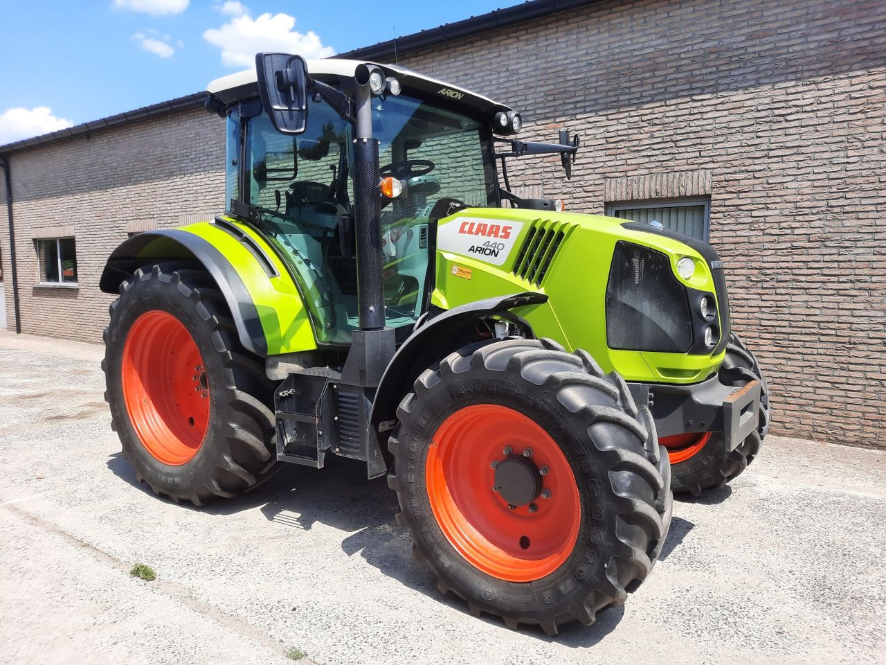Claas Arion 440 Cis