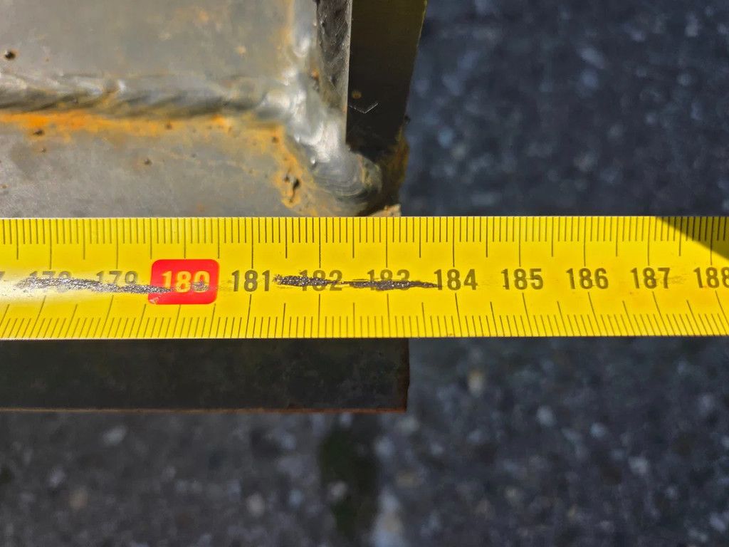 Manitou volumebak UNUSED 1.83m. breed