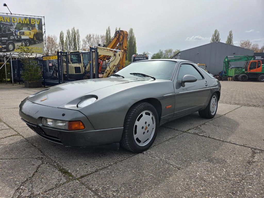 Porsche 928 S4 8-cilinder 32 kleppen