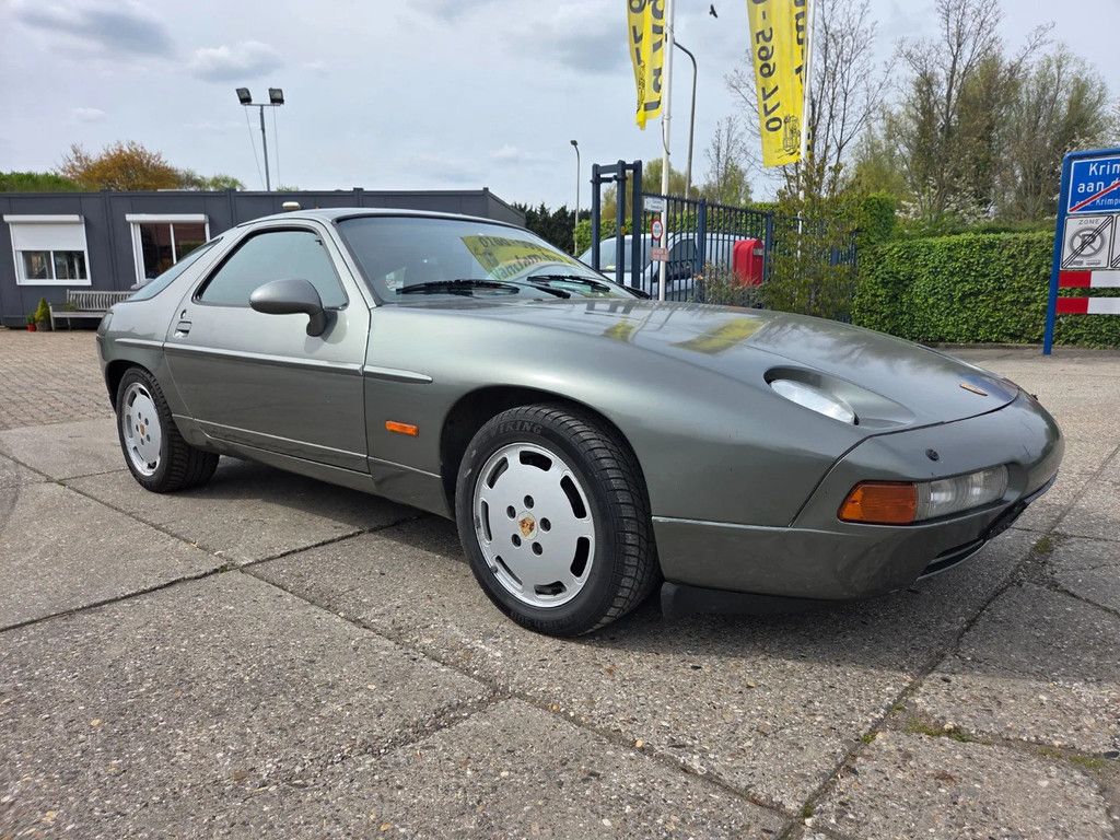 Porsche 928 S4 8-cilinder 32 kleppen