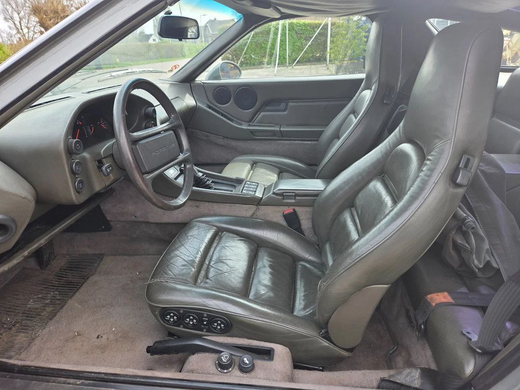 Porsche 928 S4 8-cilinder 32 kleppen