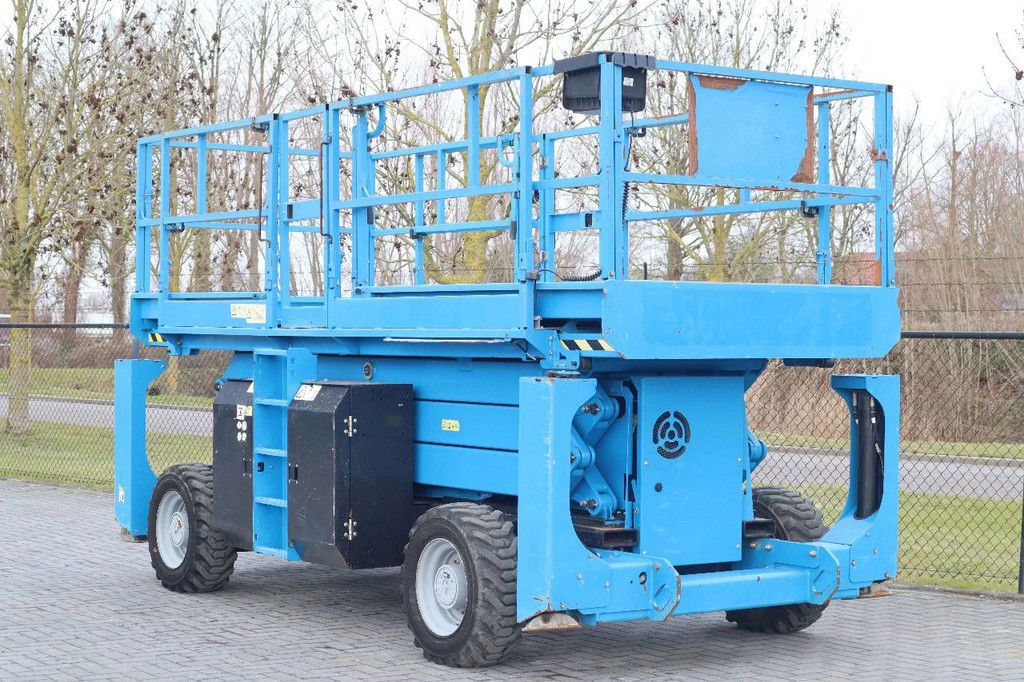 Genie GS-3384 RT | 12 METER | 1.134 KG