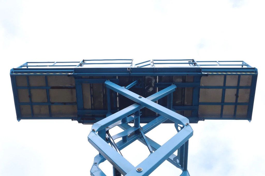 Genie GS-3384 RT | 12 METER | 1.134 KG