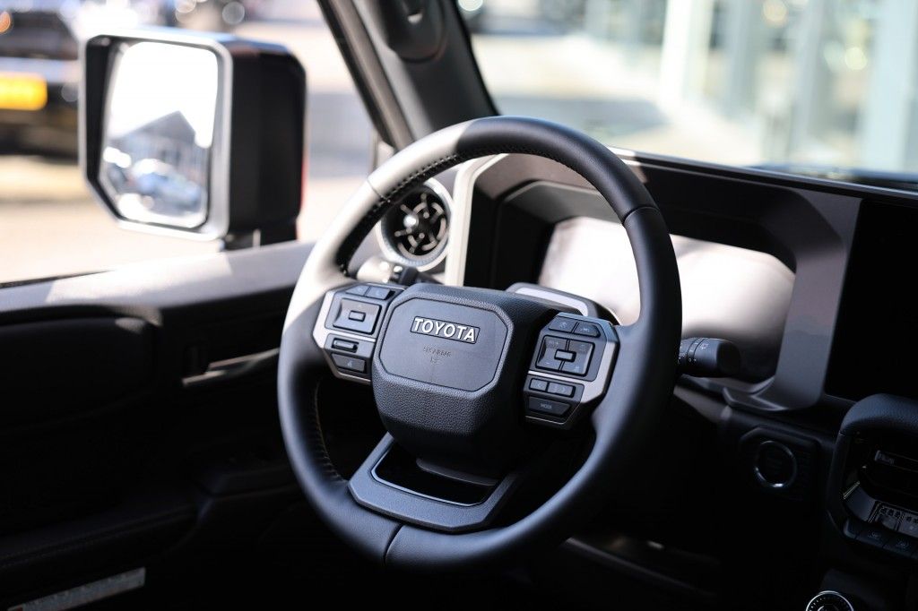 Toyota Landcruiser 250 2.8 D-4D 5DRS ELEGANCE A/T VAN BPM VRIJ