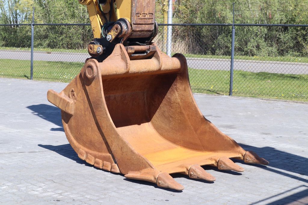 Caterpillar 330FL | 330 FL | BUCKET | QUICK COUPLER