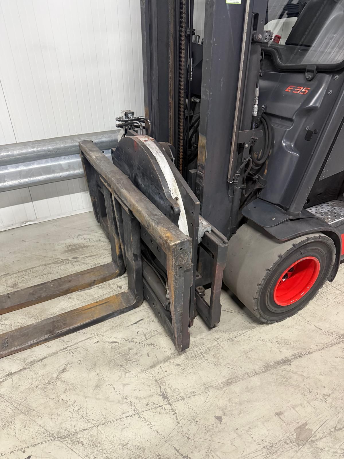 Heftruck linde E 35HL-02 2018 met rotator vorkenversteller en Si