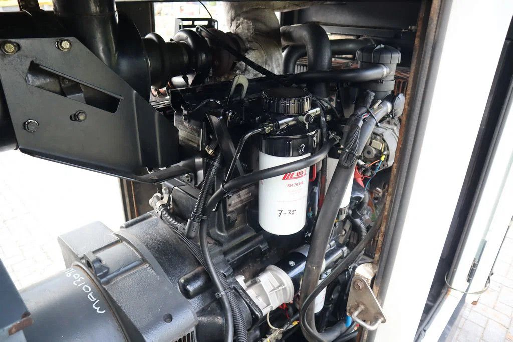 SDMO R90C3 | 90 KVA | 400 V