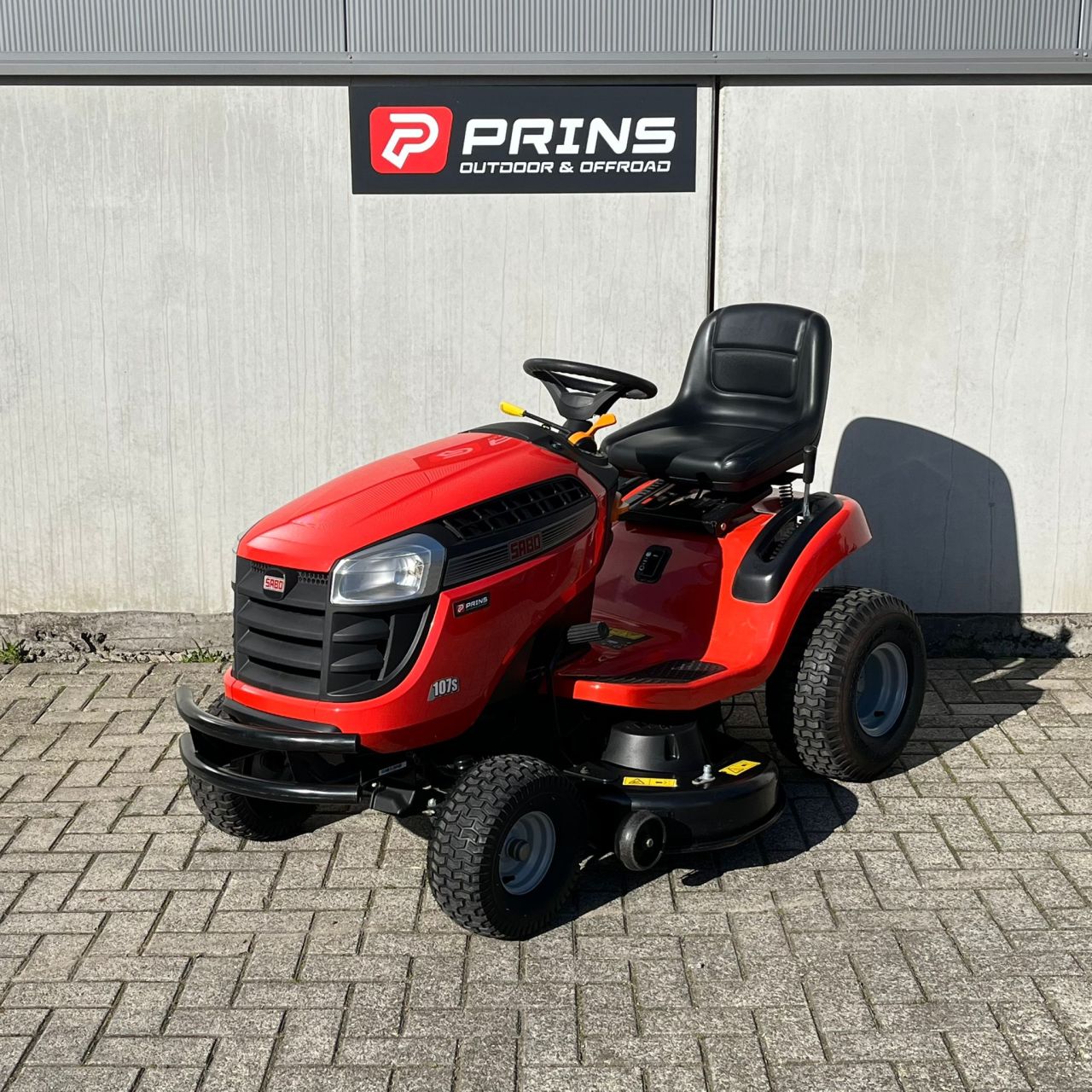 Sabo 107s zitmaaier gelijk aan John deere X126