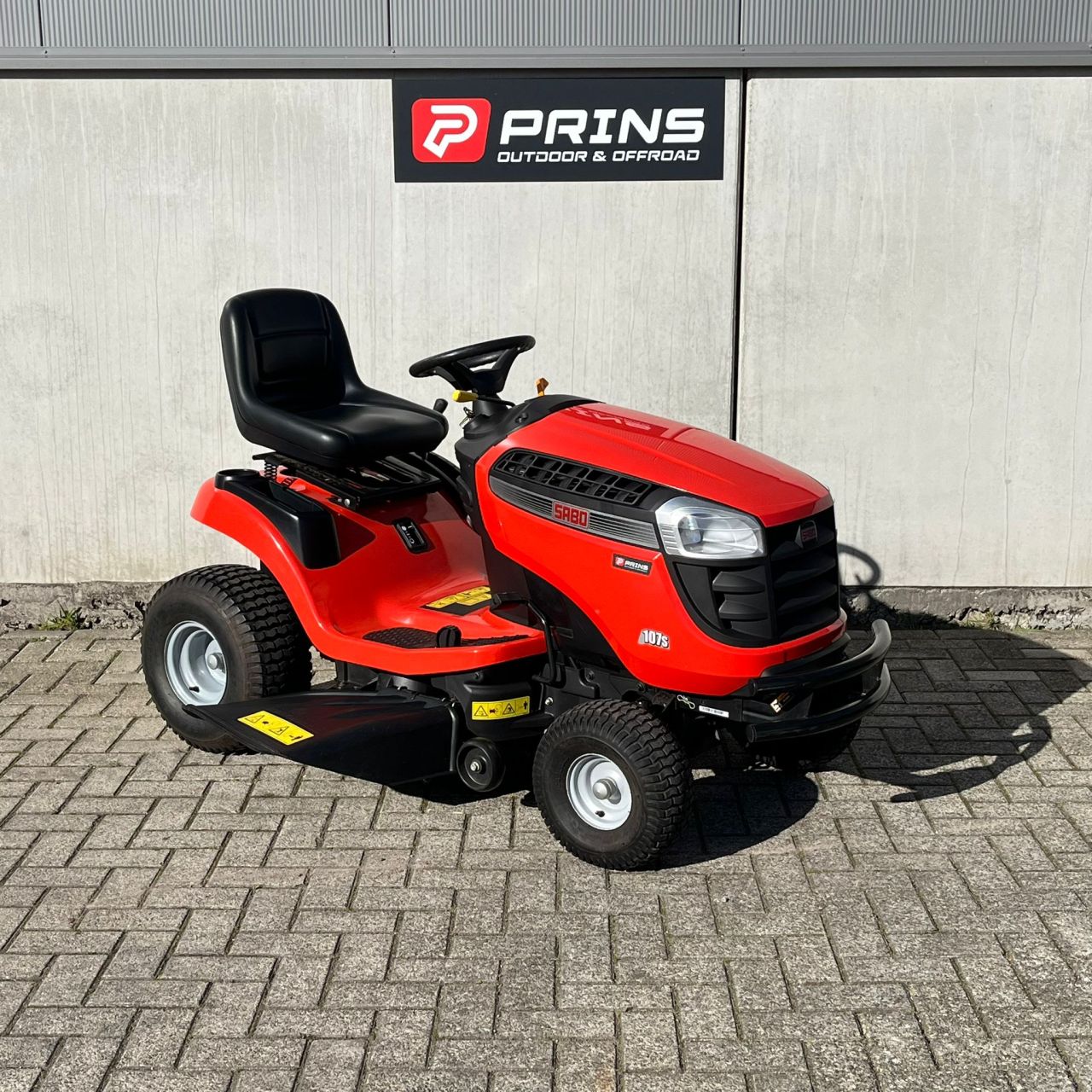 Sabo 107s zitmaaier gelijk aan John deere X126
