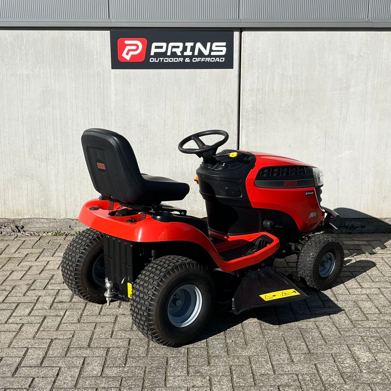 Sabo 107s zitmaaier gelijk aan John deere X126