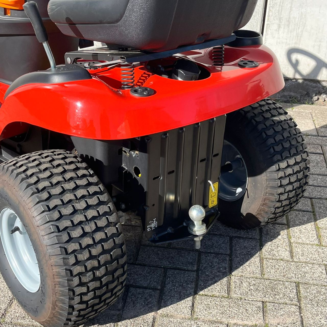 Sabo 107s zitmaaier gelijk aan John deere X126