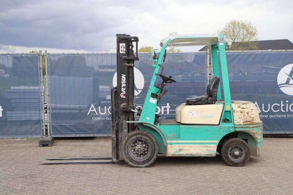 Gabelstapler Artison FD25 Diesel 2500 kg 3,3 m 2005