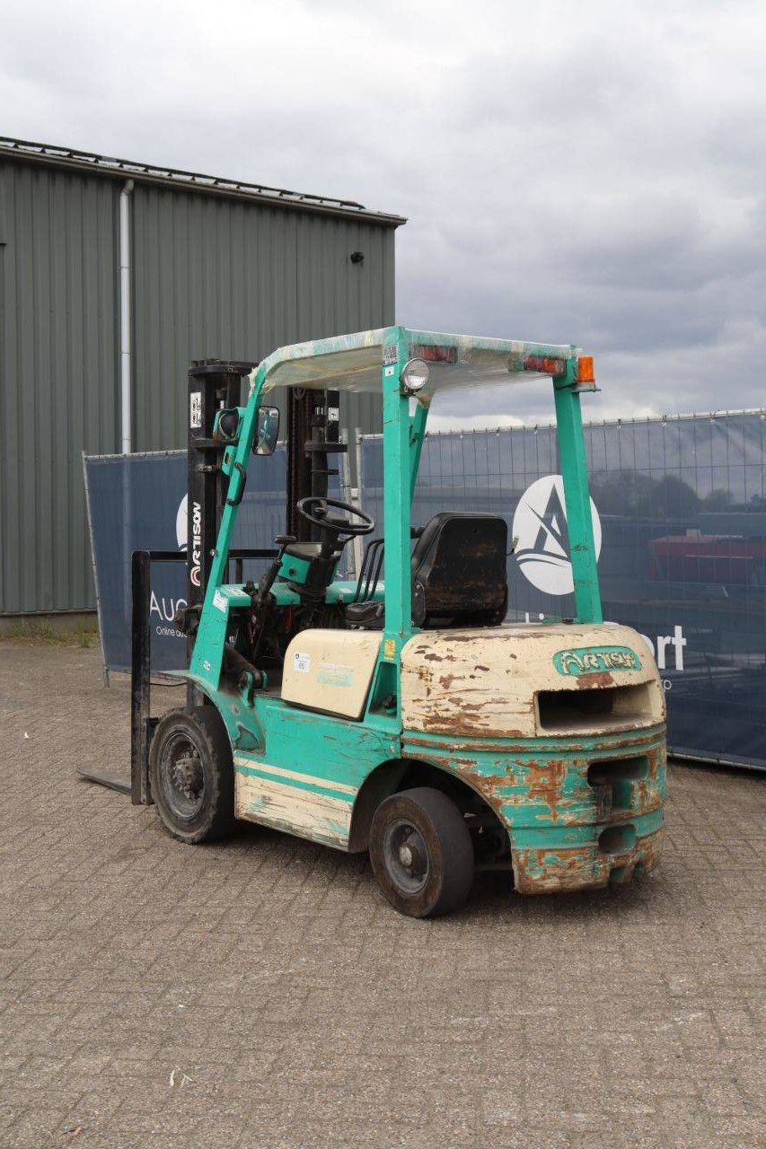 Gabelstapler Artison FD25 Diesel 2500 kg 3,3 m 2005