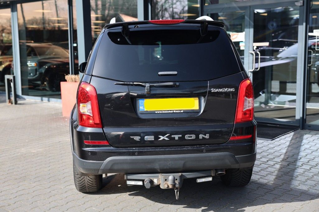 Ssangyong Rexton RX 200 E-XDI QUARTZ A/T VAN MARGE