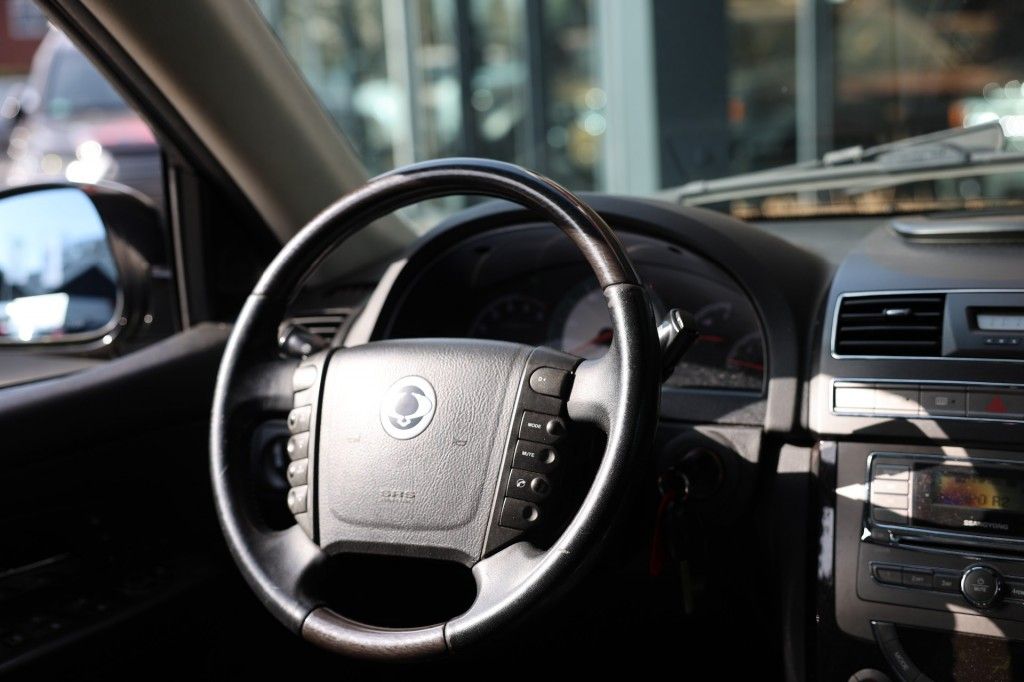 Ssangyong Rexton RX 200 E-XDI QUARTZ A/T VAN MARGE