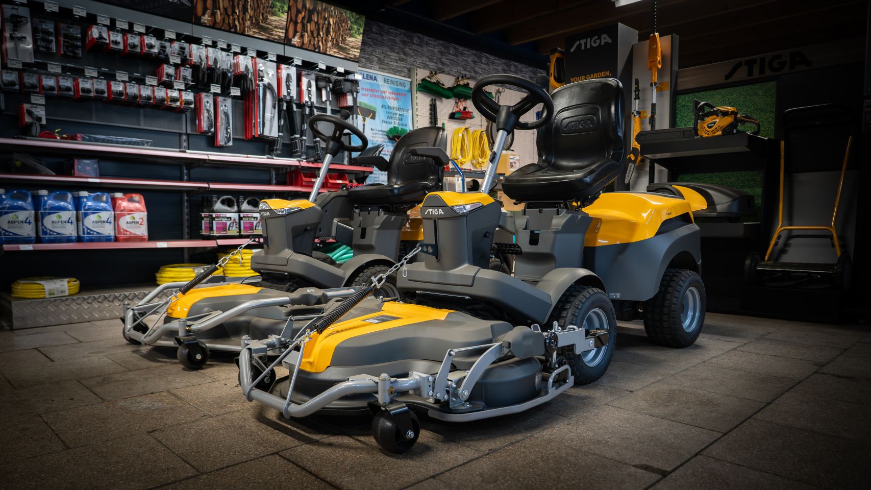 EGO TR4201E zitmaaier gratis accu's tennisbaan