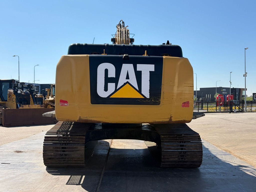 Caterpillar 326FL