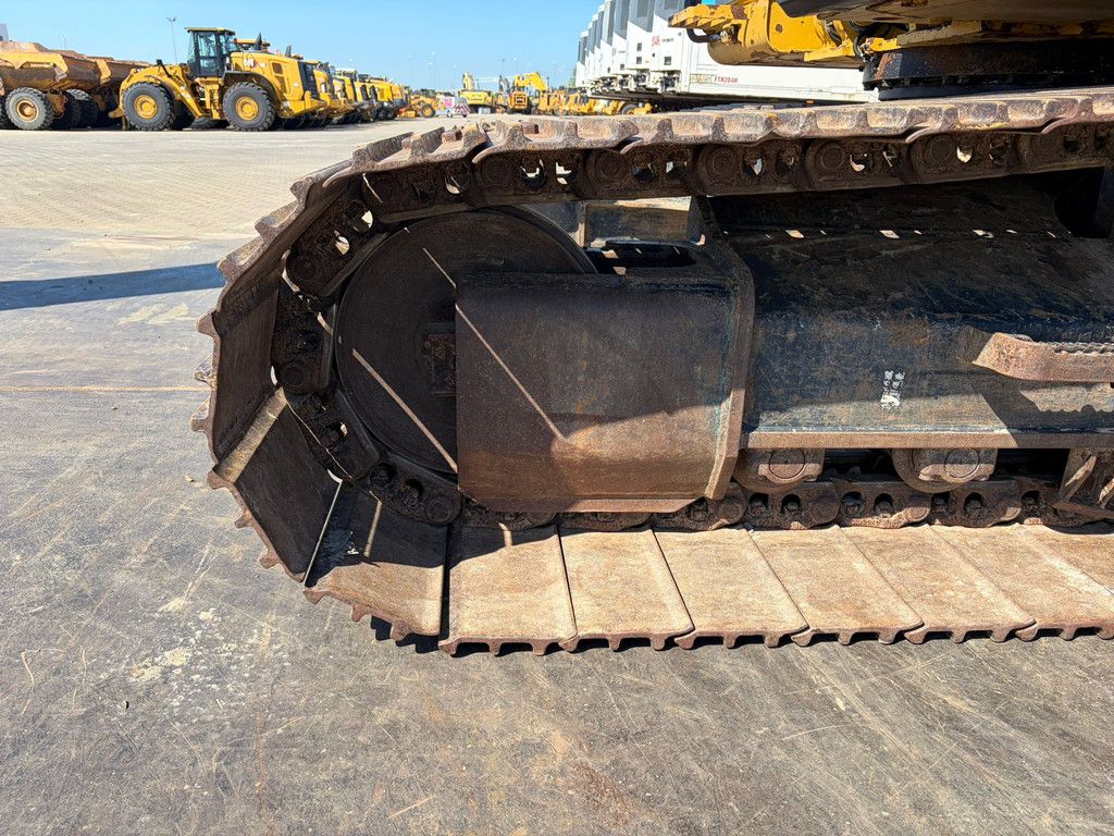 Caterpillar 326FL