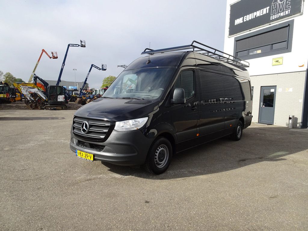 Mercedes-Benz Sprinter 906BB35
