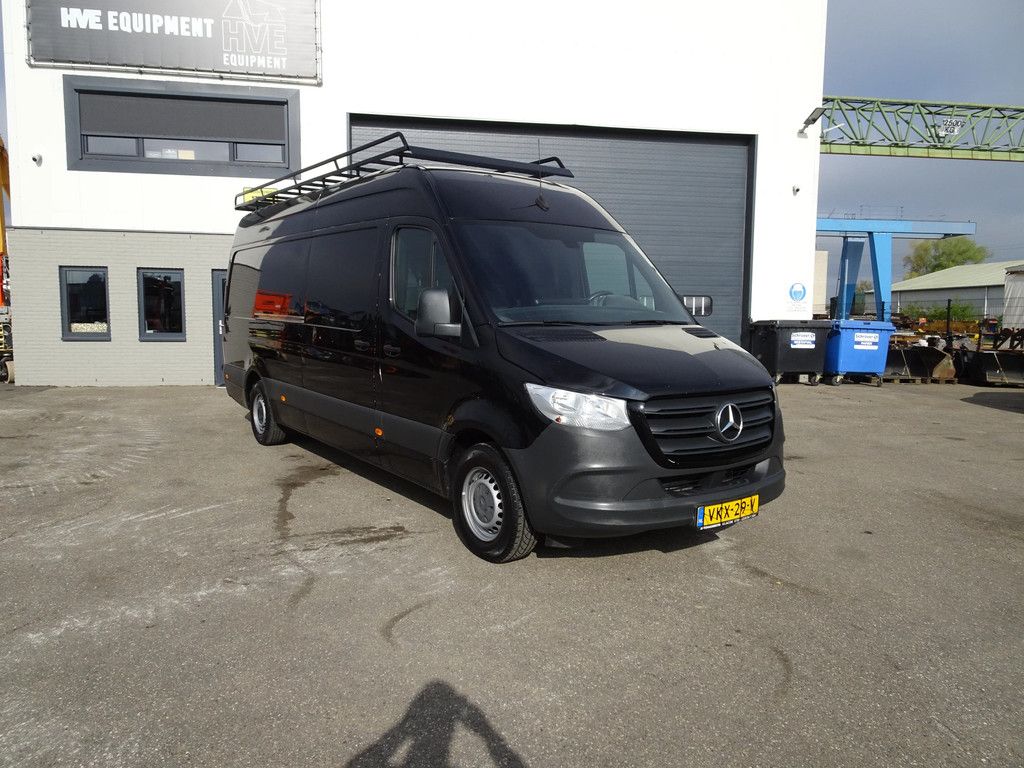 Mercedes-Benz Sprinter 906BB35